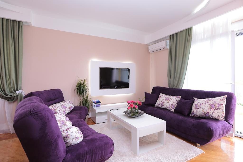 Apartments Aleksandra พอดโกริกา ห้อง รูปภาพ